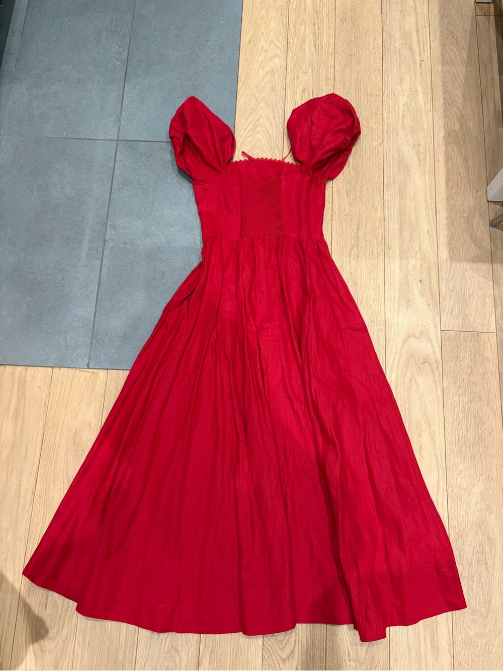 Reformation Marella Red Puff-Sleeve Square Neck Linen Midi Dress - Picture 9 of 9